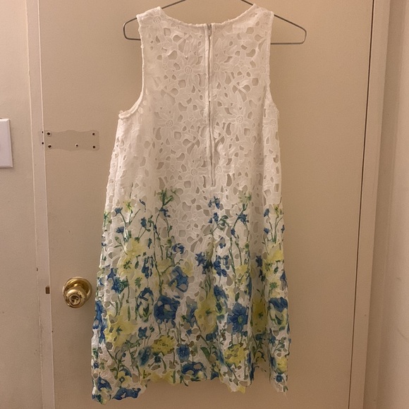 White Floral Dress - Picture 2 of 4
